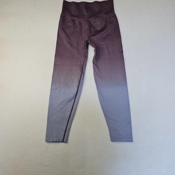 PINK ACTIVE LEGGINGS - Picture 1 of 8